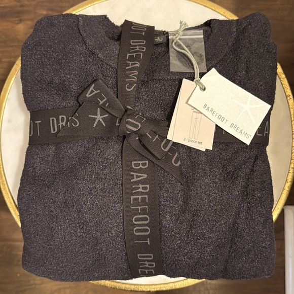 Barefoot Dreams 2piece size large Black - Picture 2 of 4